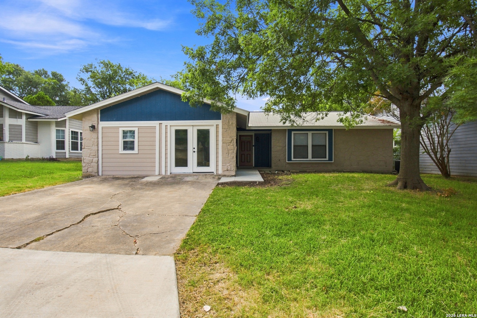 7114 Clipper Ridge Dr Listing Cover Image