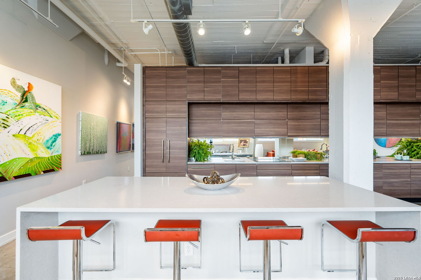 1401 S FLORES ST #201, photo 6