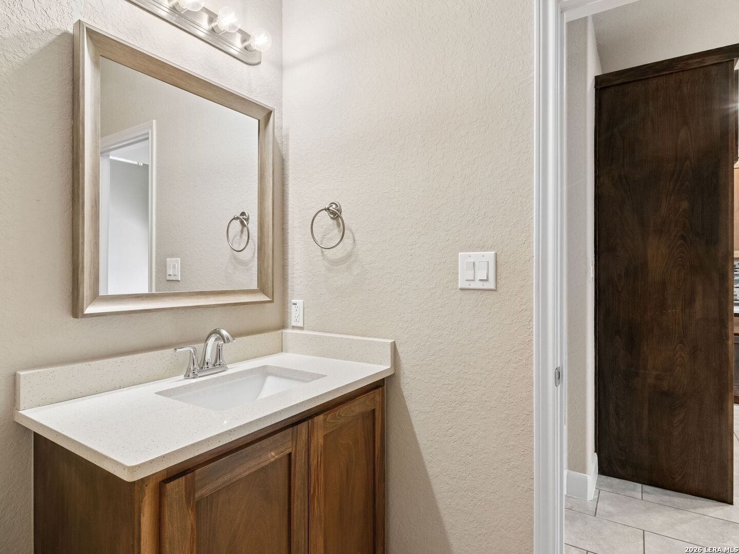 120 Dover Downs, Boerne, TX 78006