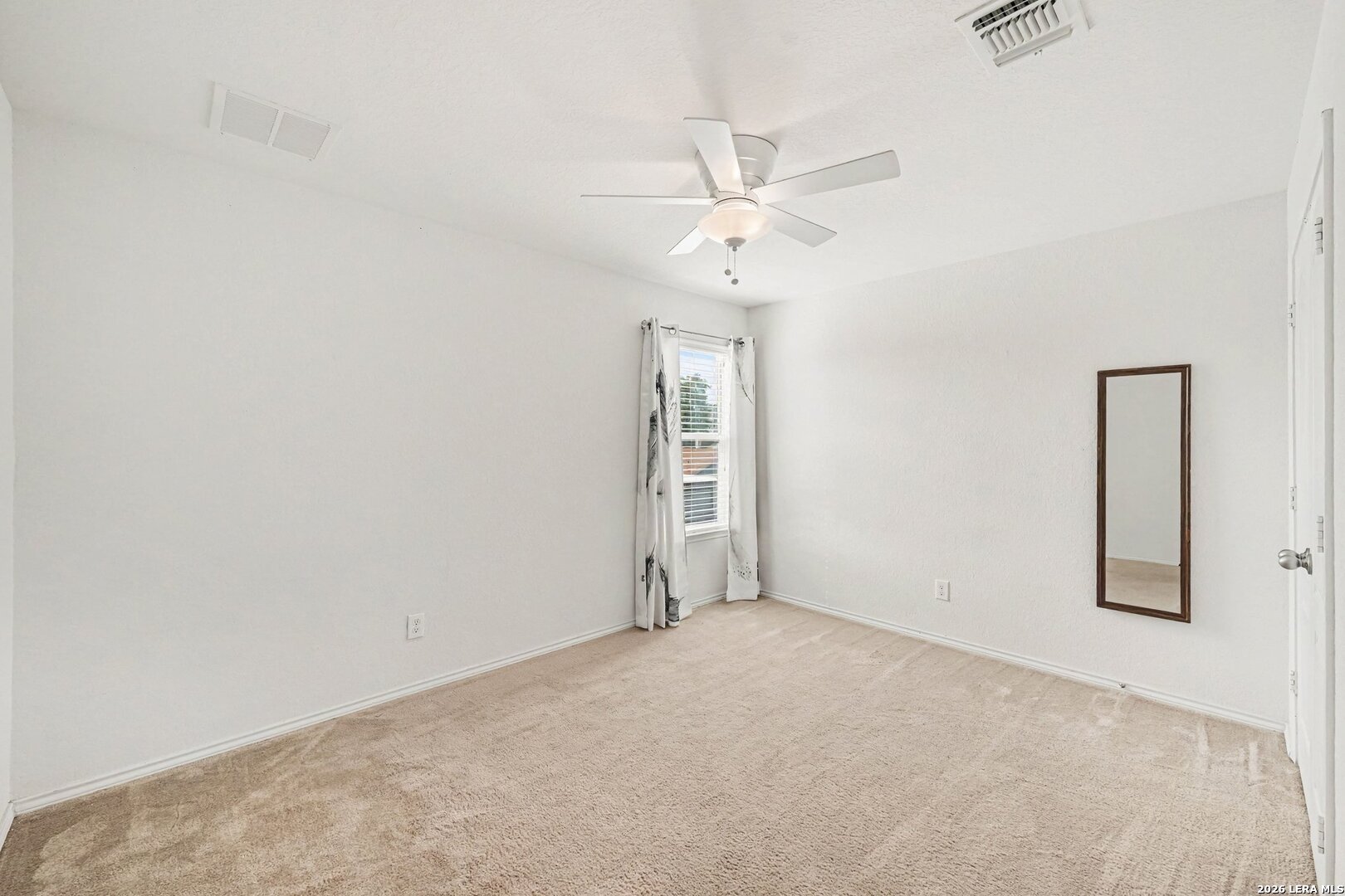 210 Granite Mist, Universal City, TX 78148