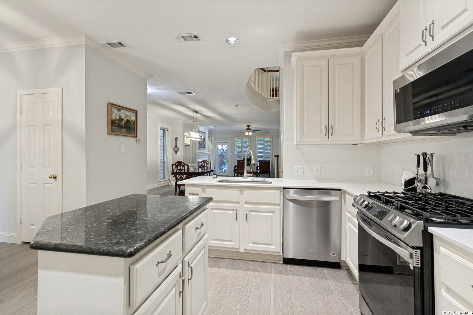 145 ELIZABETH RD, Alamo Heights, TX 78209