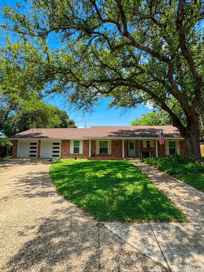 8715 Teal Listing Cover Image