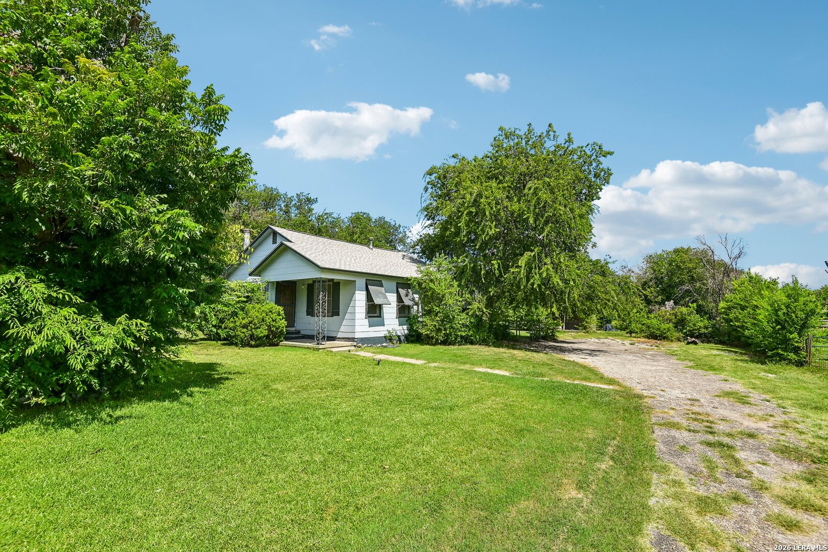 431 Quill Dr Listing Cover Image
