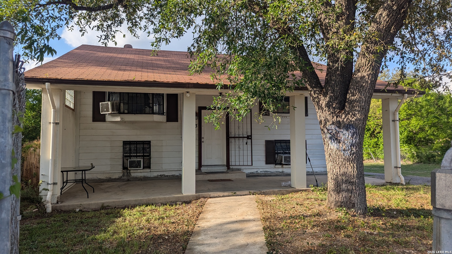 213 Earl Listing Cover Image