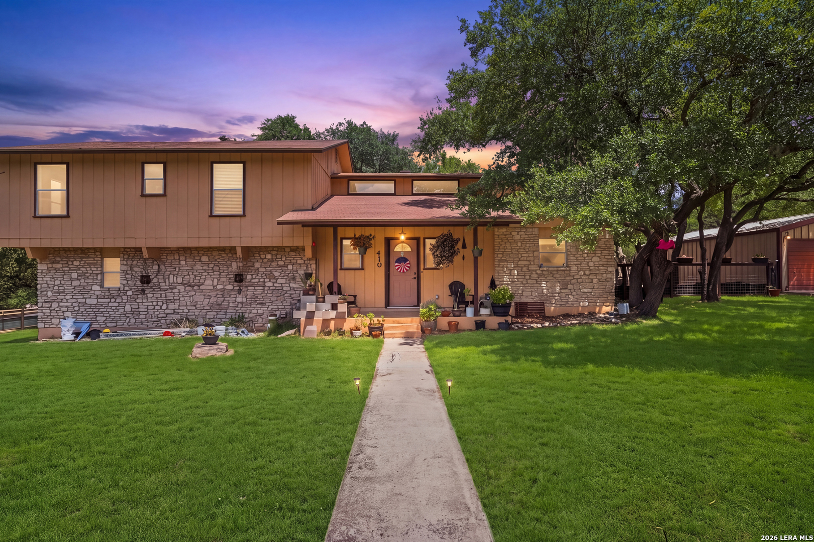 410 Susie Dr Listing Cover Image