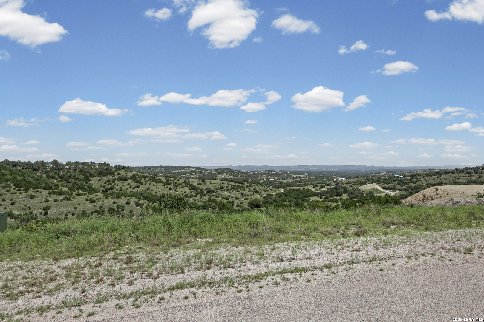 151 Falling Oak Dr Listing Cover Image