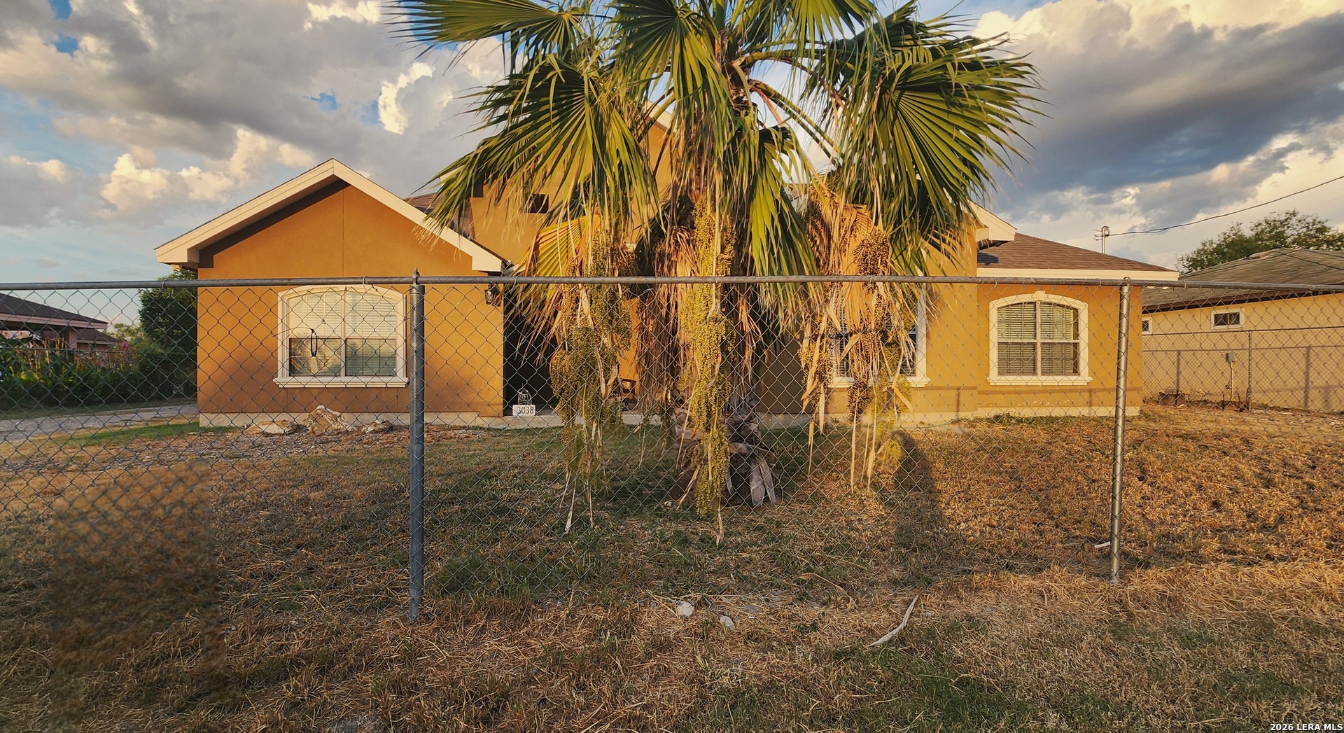 3038 Alamo St Listing Cover Image