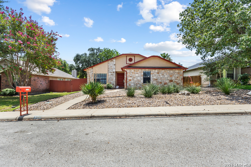 1514 Vista Hill St Listing Cover Image