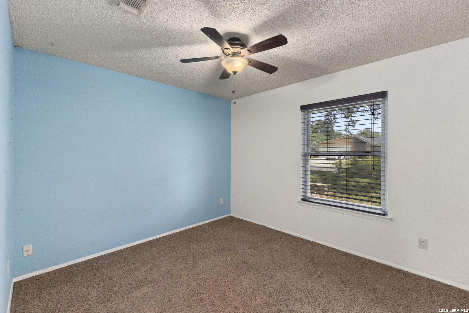 5907 HIDDEN BOULDER ST, San Antonio, TX 78250
