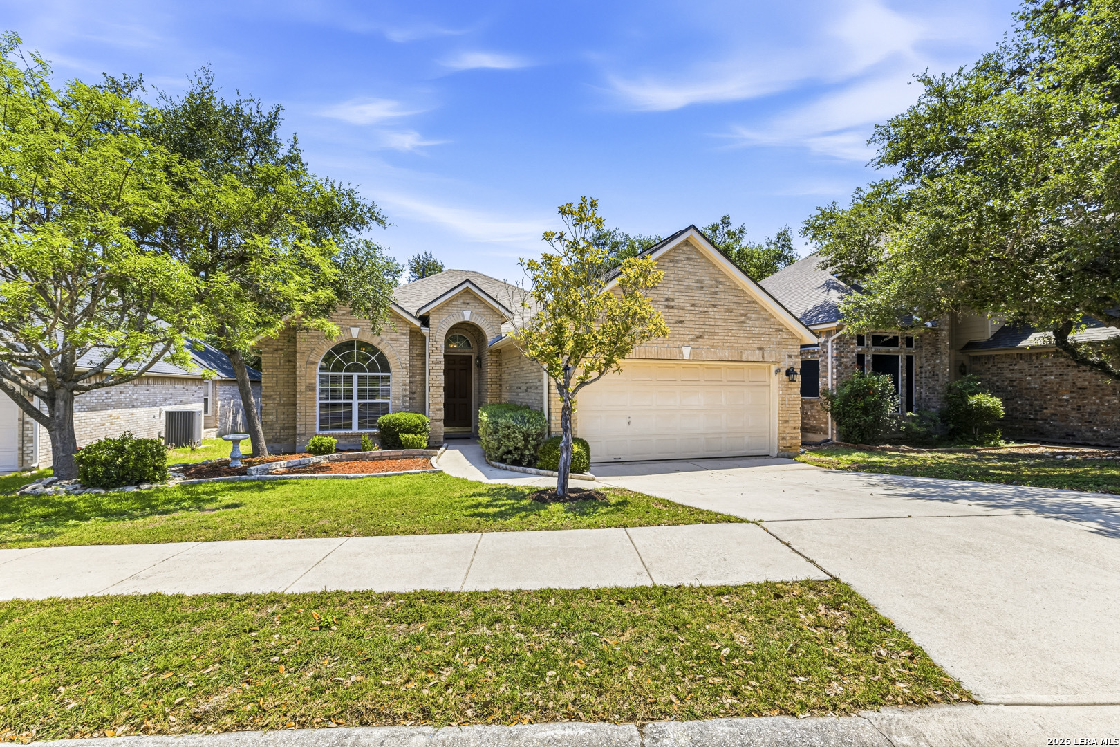 2002 Simpson Trl Listing Cover Image