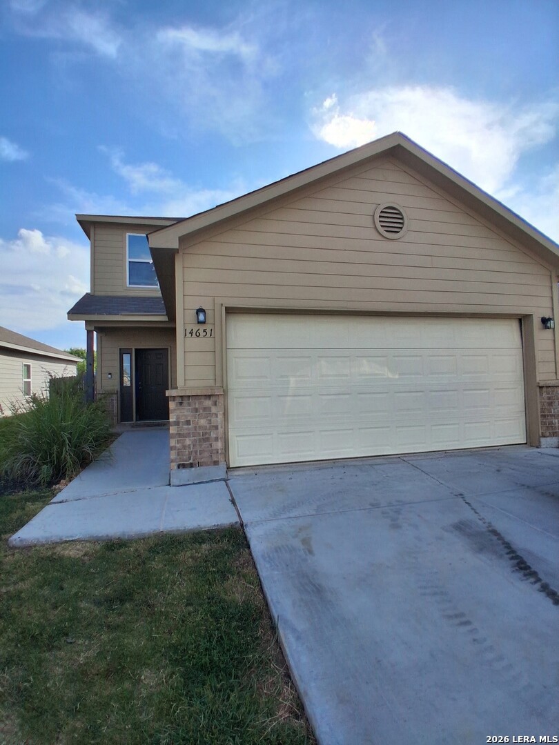 14651 Stirrup Listing Cover Image