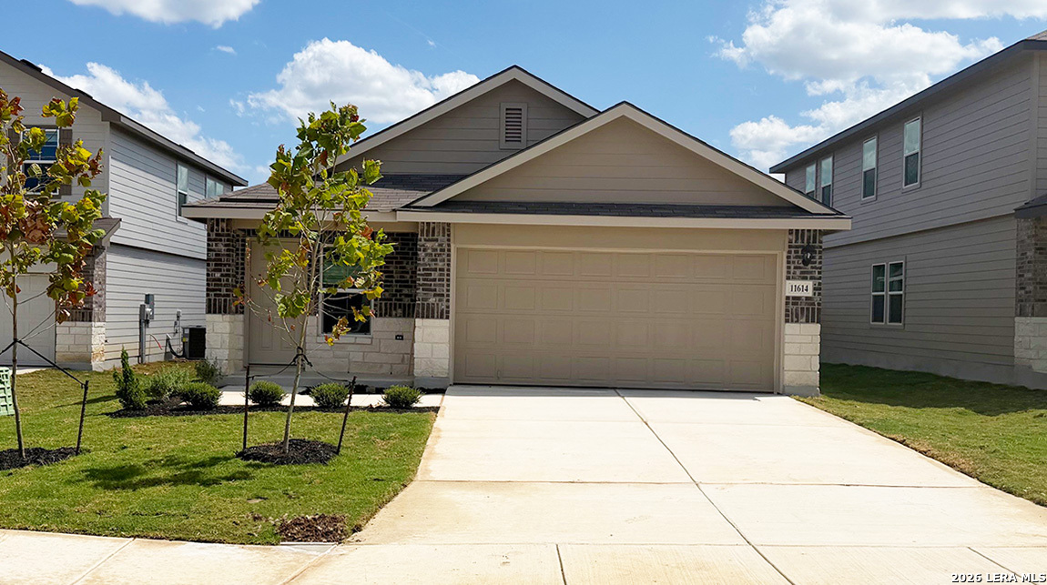 11614 Lavendale Hunt Listing Cover Image