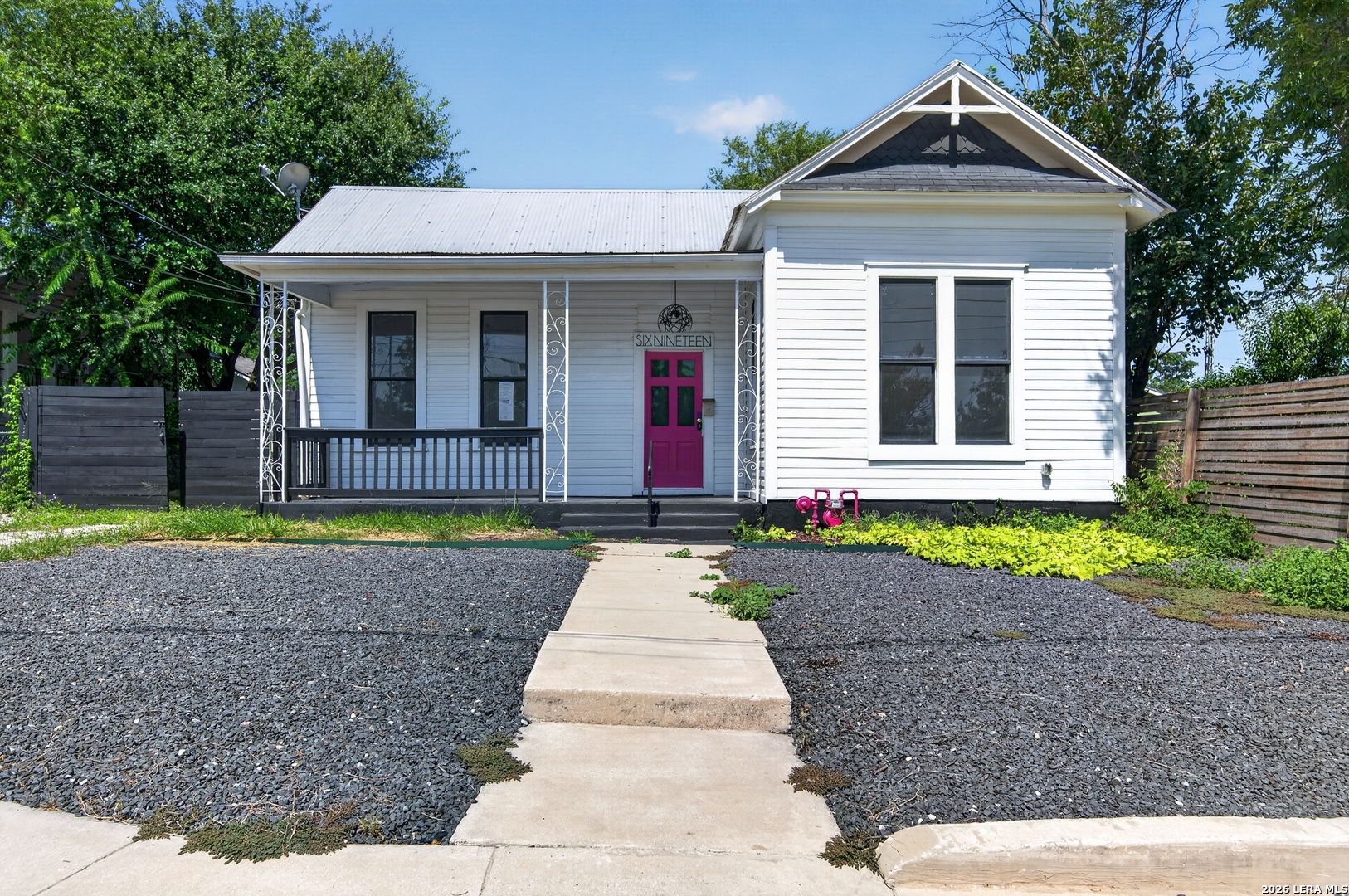 619 Willow Listing Cover Image