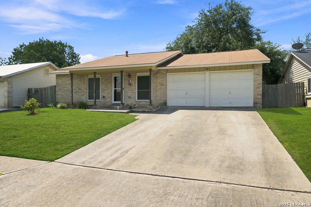5930 OAK RUN ST, San Antonio, TX 78247