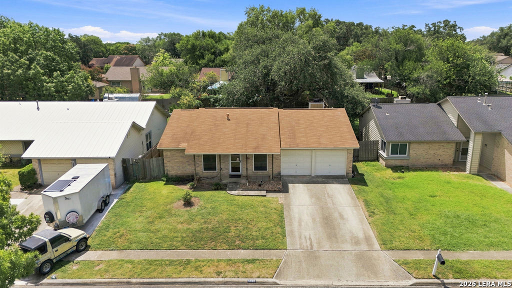 5930 OAK RUN ST, San Antonio, TX 78247