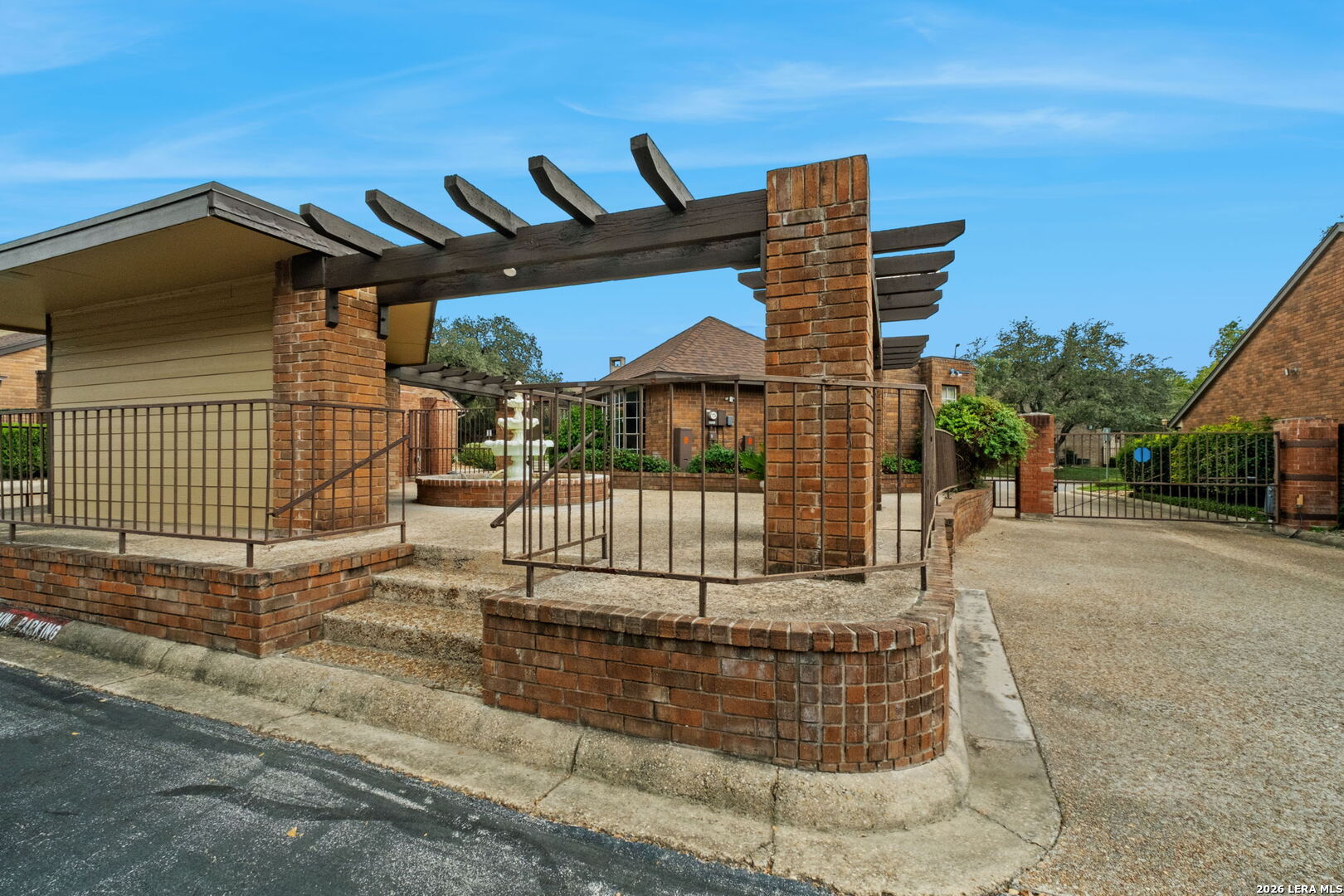 2nd image of 3605 Hidden Dr, San Antonio, TX 78217