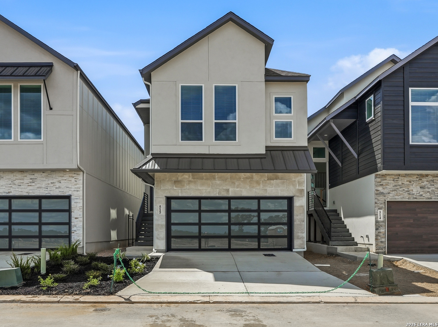 20675 Huebner Rd Listing Cover Image