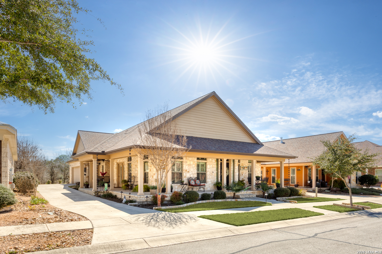1458 Janets Listing Cover Image