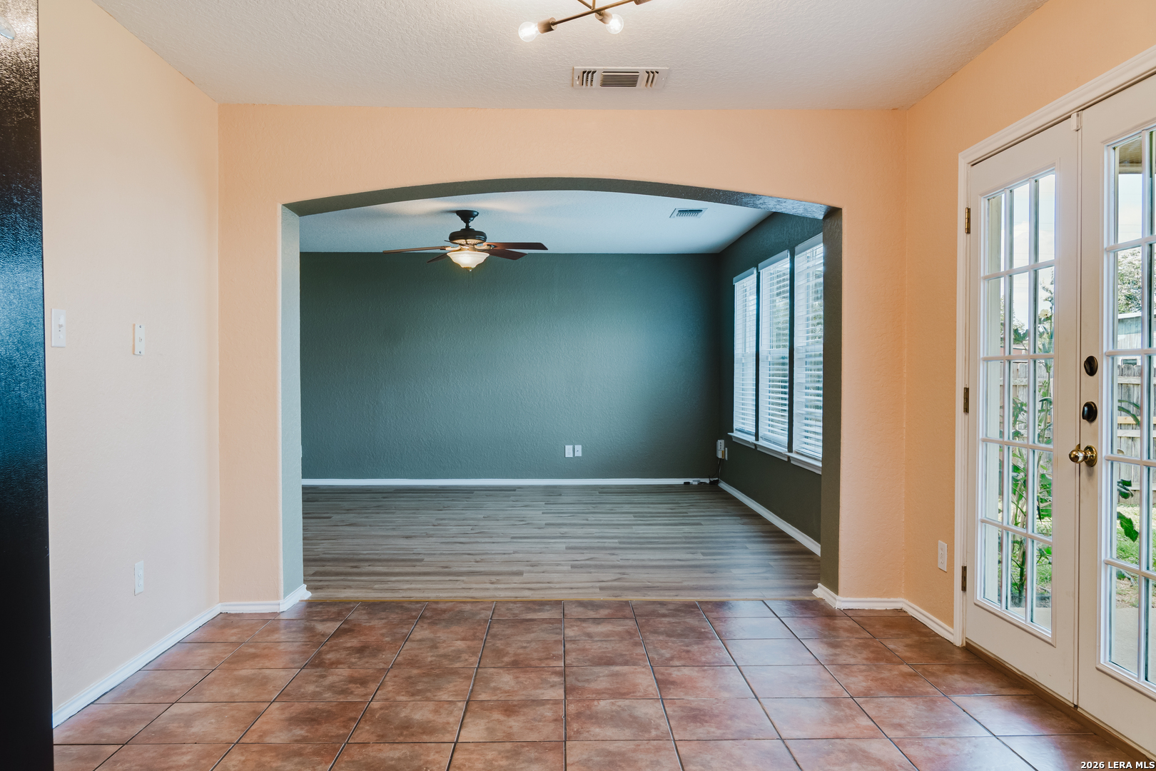 2115 Hollow Circle, San Antonio, TX 78227