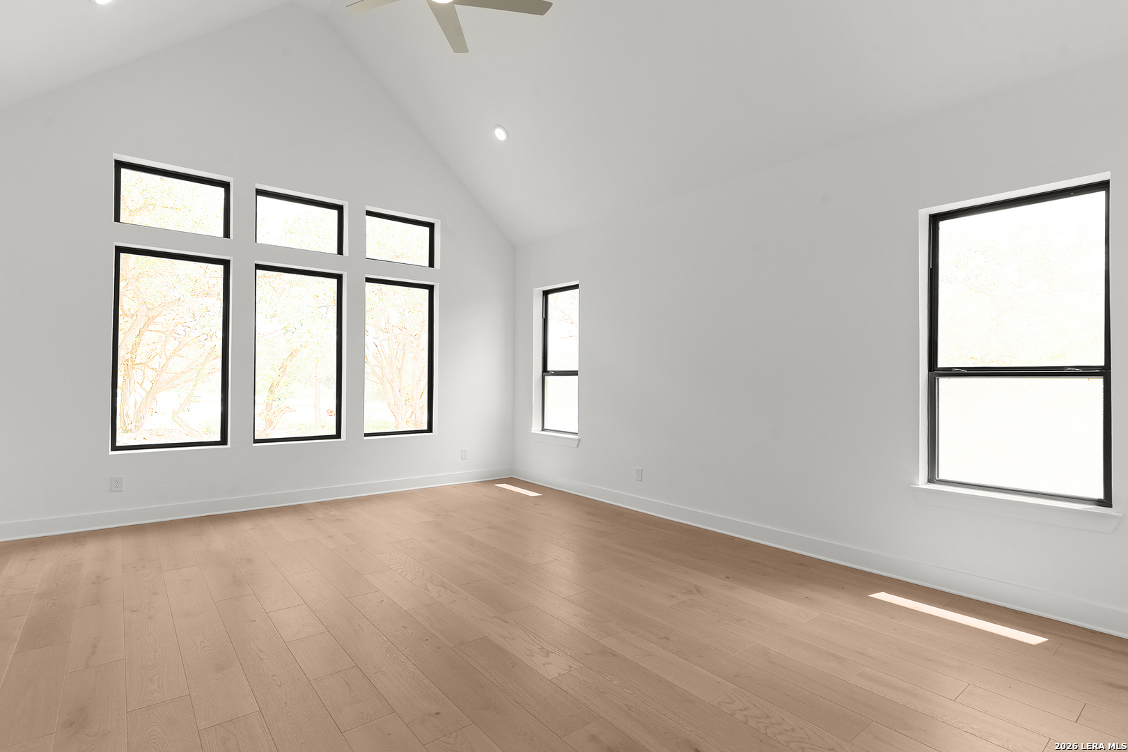 8286 Blue Oak, photo 8