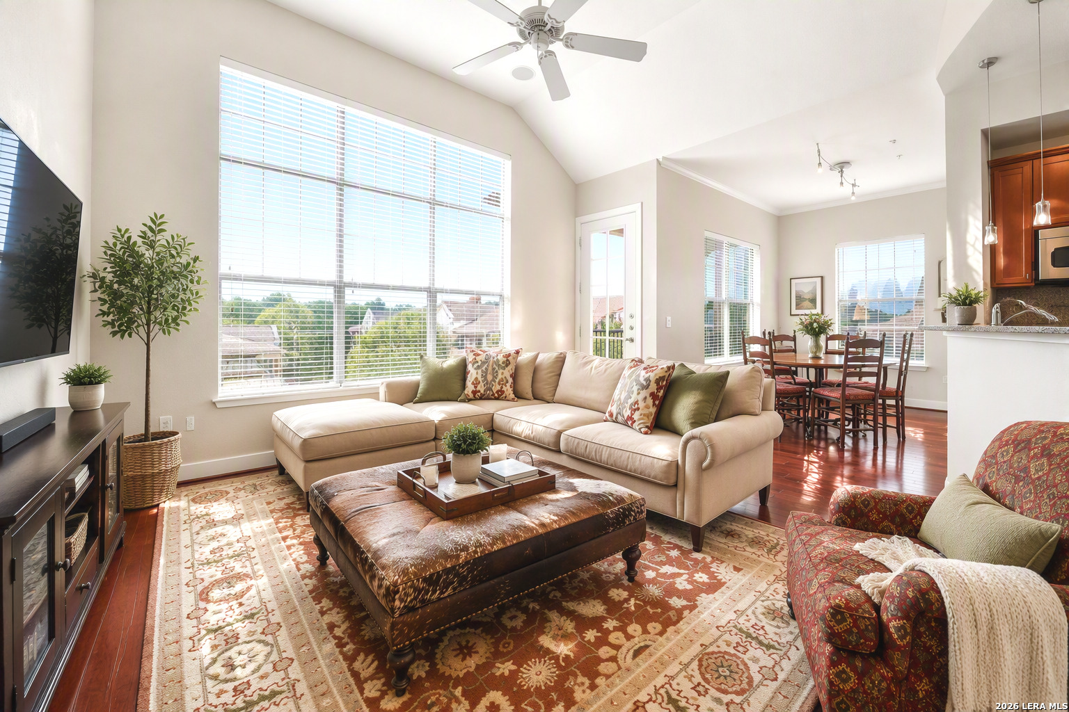 7342-oak-manor-1308-san-antonio-tx-78229/hzid_5ee18f33