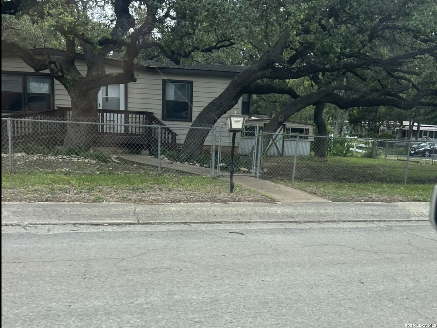 24815 Aue Listing Cover Image