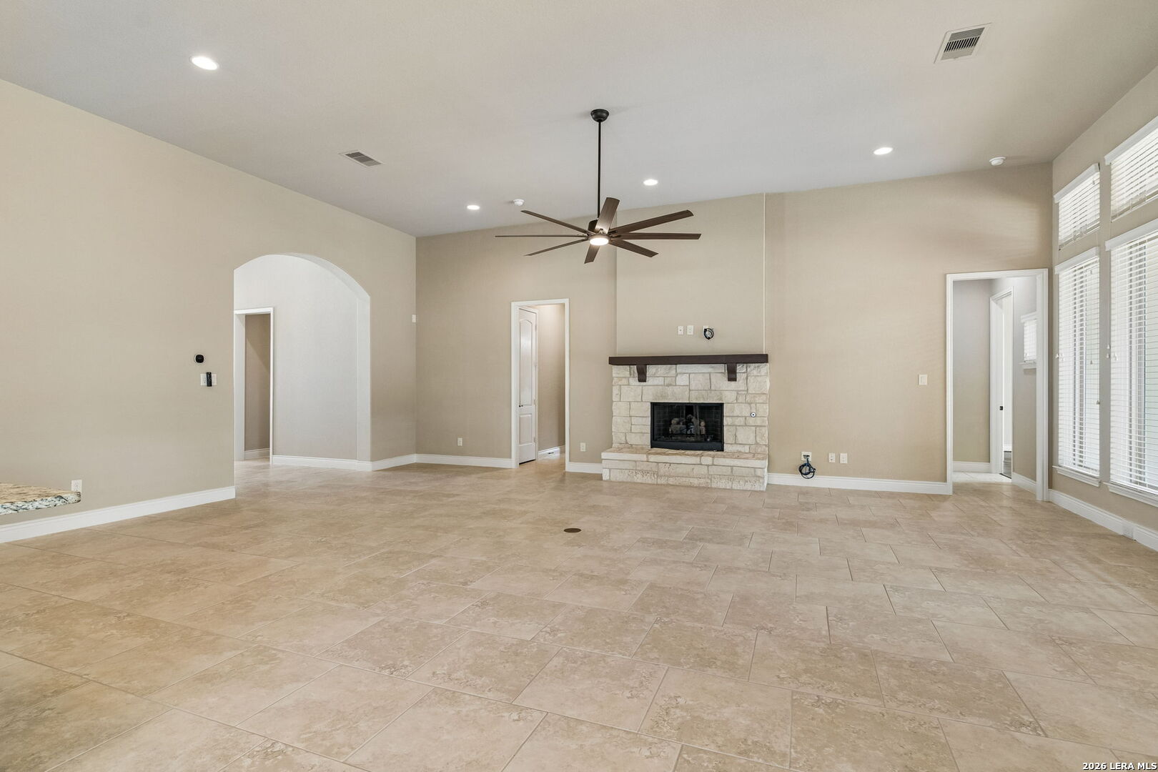 975 WILDERNESS OAKS, New Braunfels, TX 78132