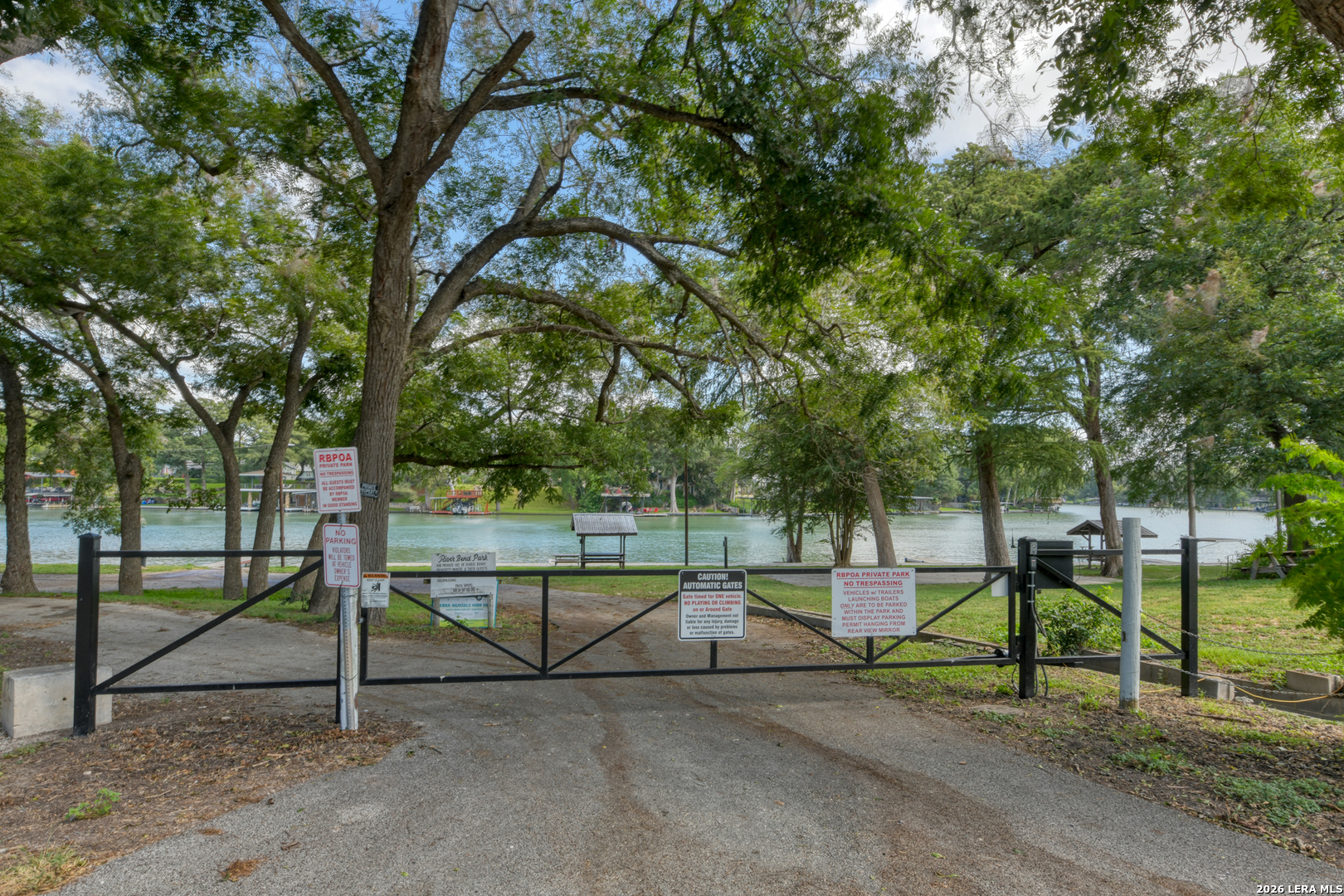 331 RIVER Bend Dr, New Braunfels, TX 78130