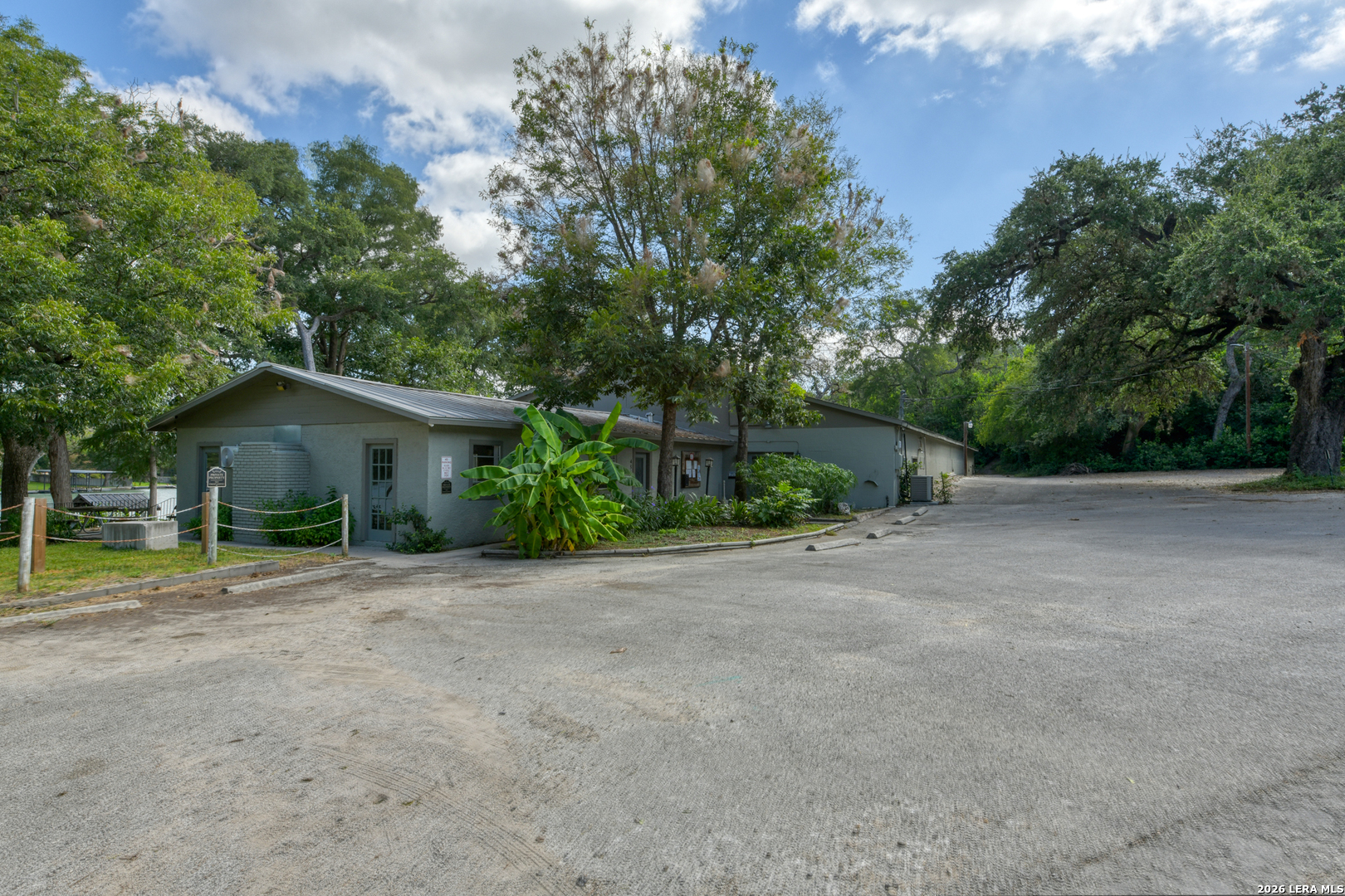 331 RIVER Bend Dr, New Braunfels, TX 78130