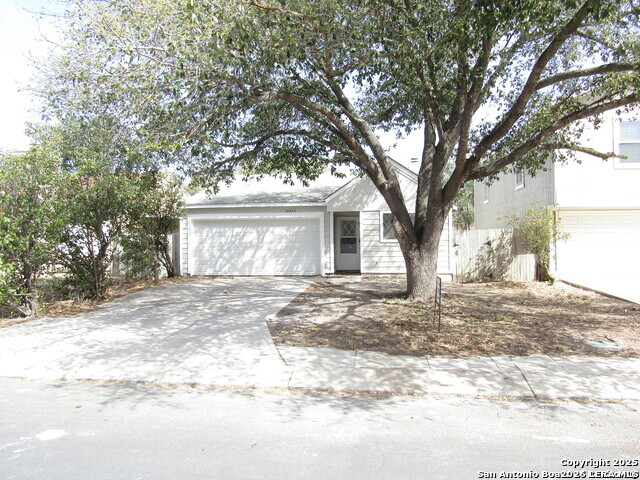 Property photo for 10243 Raven Field, San Antonio, TX