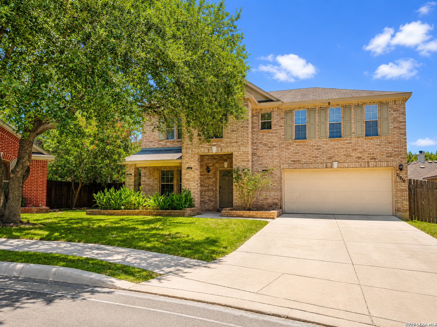 21810 Broken Elm