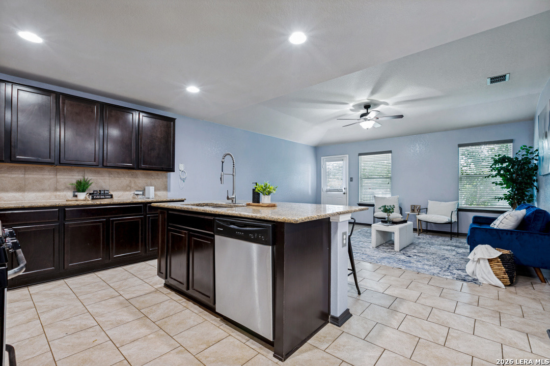 15138 Cinnamon Teal, San Antonio, TX 78253