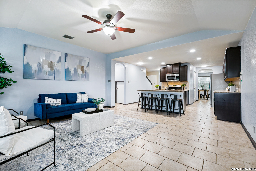 15138 Cinnamon Teal, San Antonio, TX 78253