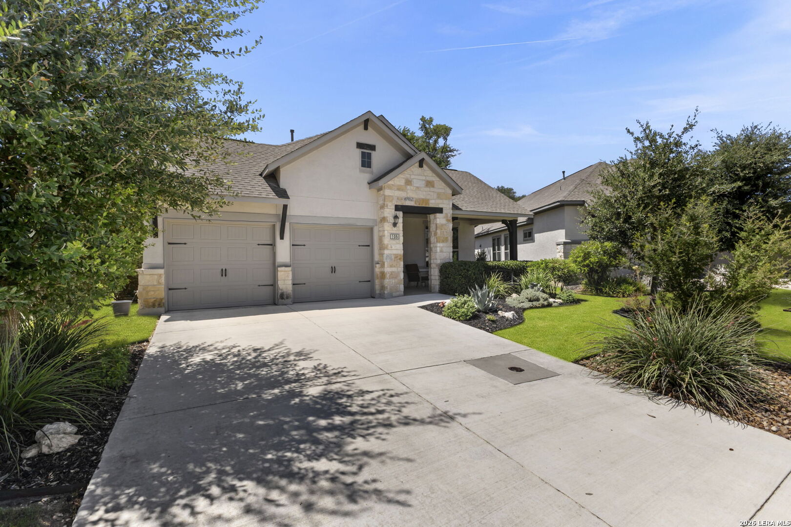 Photo 2 of Single family home for sale at 105 Maravillas, Boerne, TX 78006 | MLS# 2009633 | Listing updated on 2026-09-16