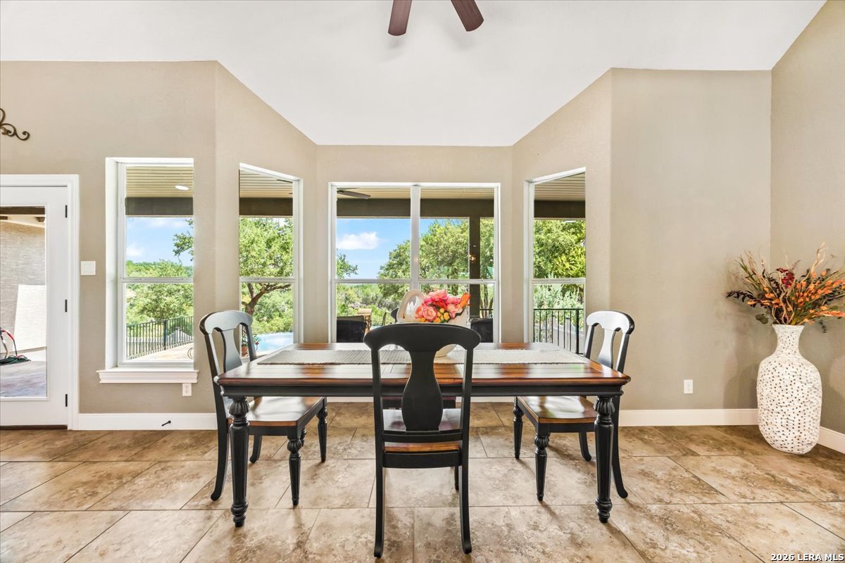 563 Cambridge, New Braunfels, TX 78132