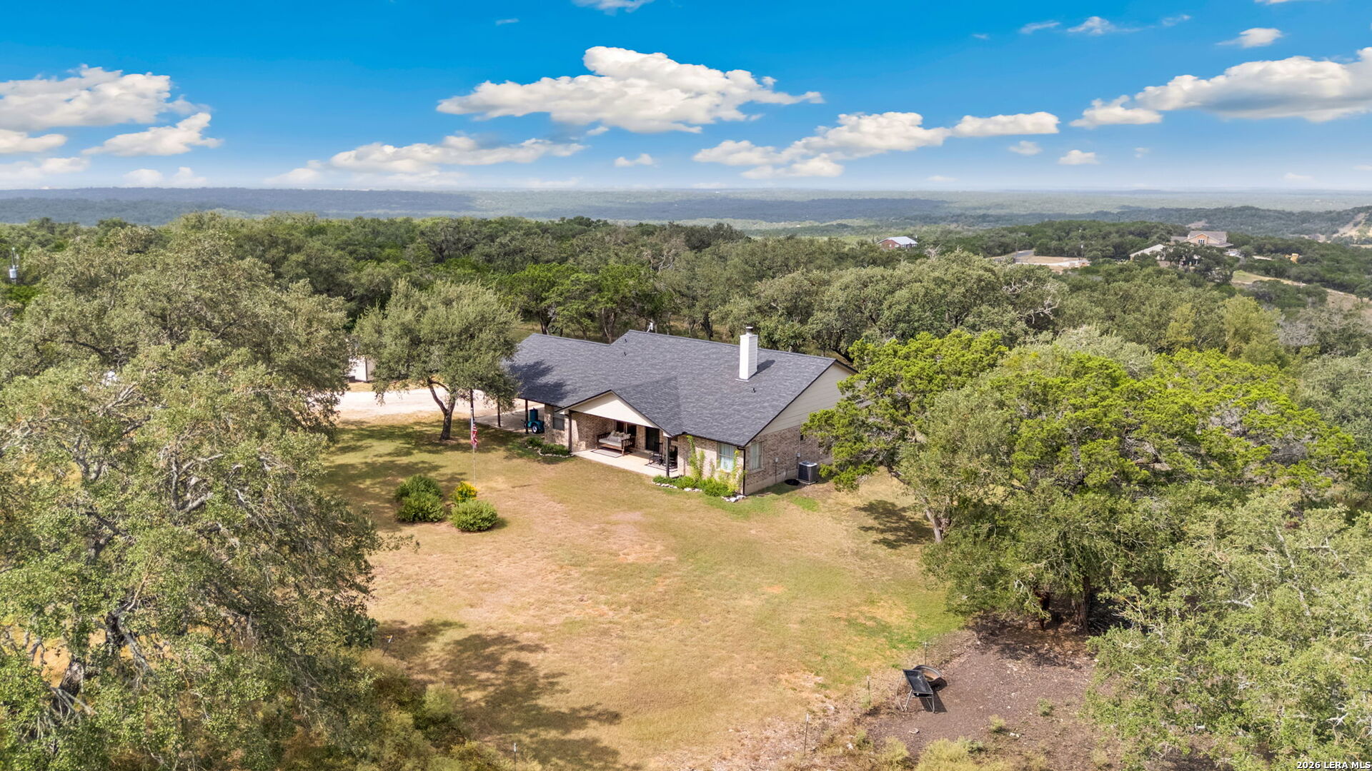 218 County Road 3501, Mico, TX
