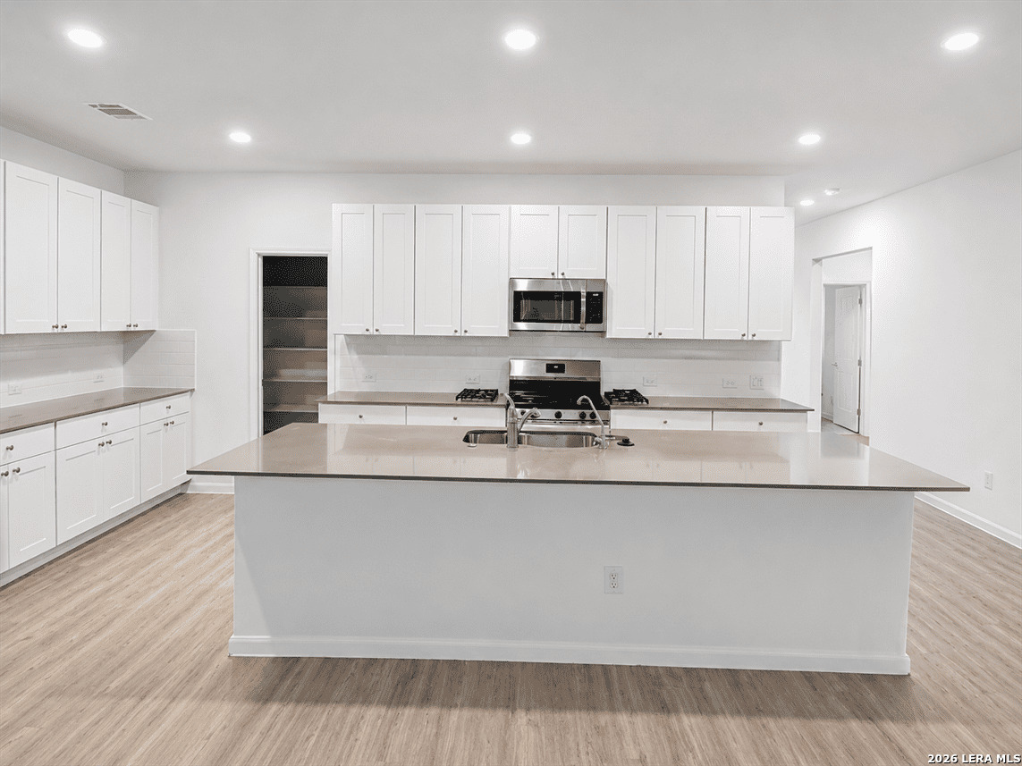 3811 Gristmill Way, San Antonio, TX 78245