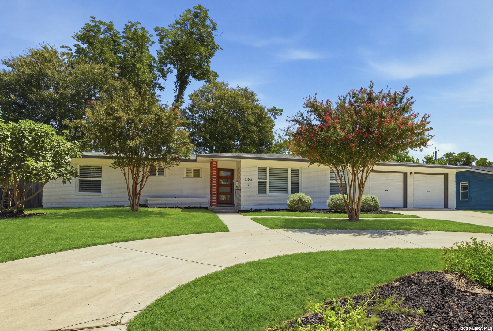 506 Oakleaf Dr Listing Cover Image