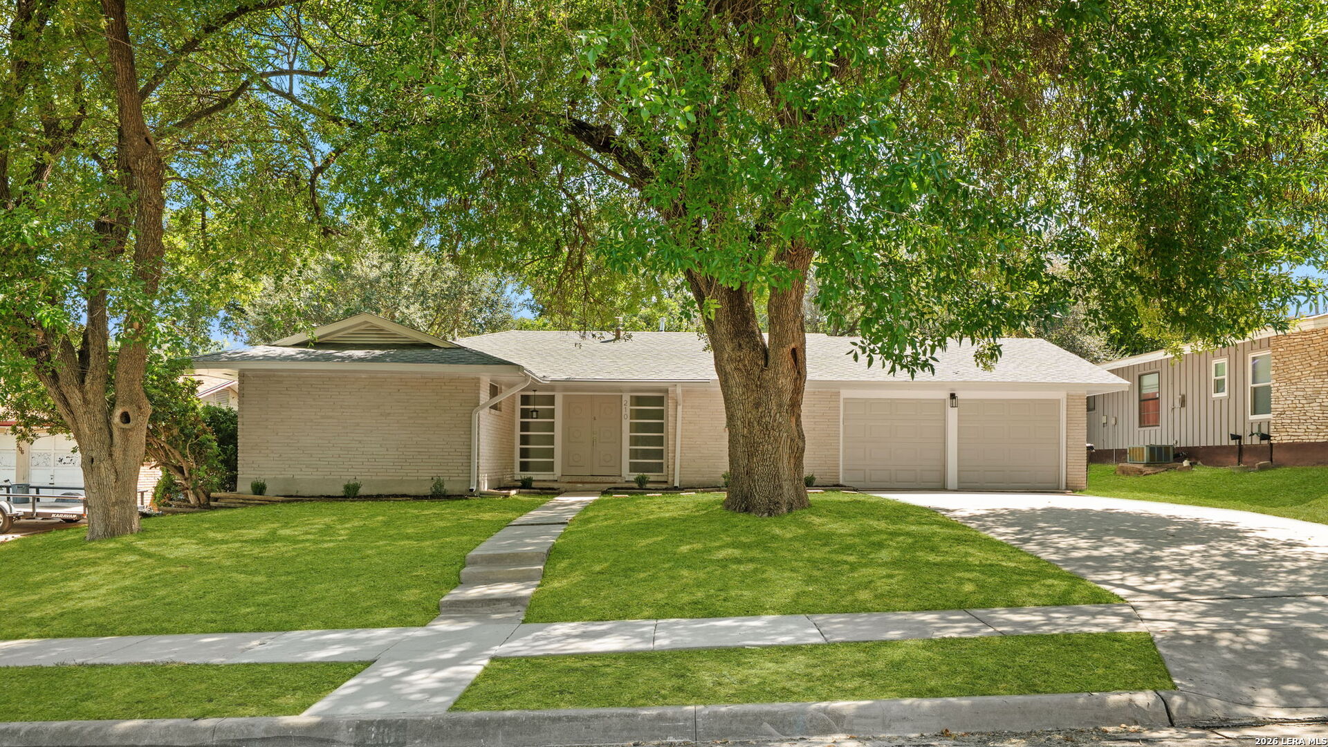 2nd image of 210 Fantasia St, San Antonio, TX 78216 | MLS# 2010232