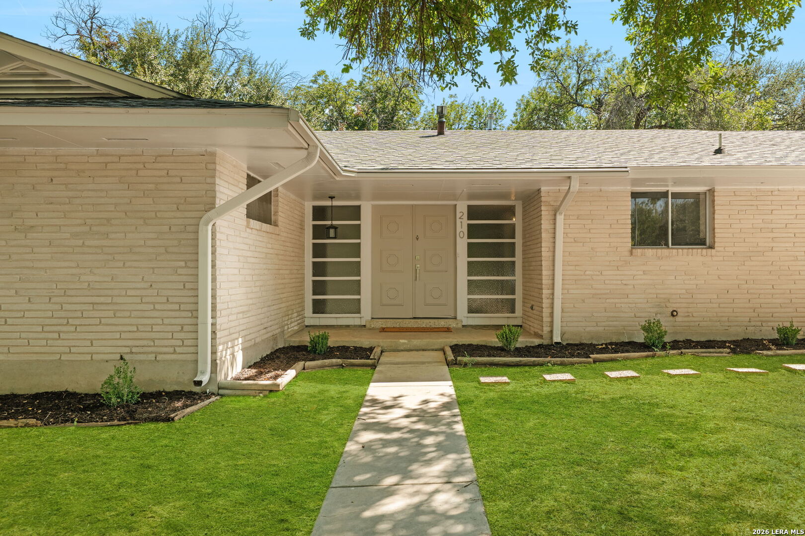 3rd image of 210 Fantasia St, San Antonio, TX 78216 | MLS# 2010232