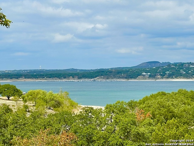 1043 Barbara Dr # A4 ## A4, Canyon Lake, TX