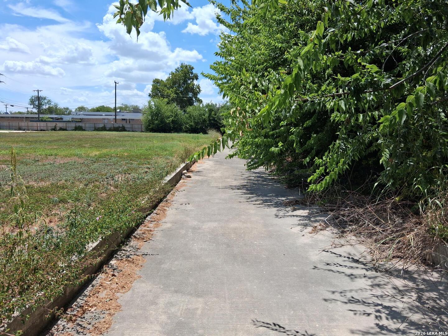 Property photo for 317 W LANGLEY BLVD, Universal City, TX