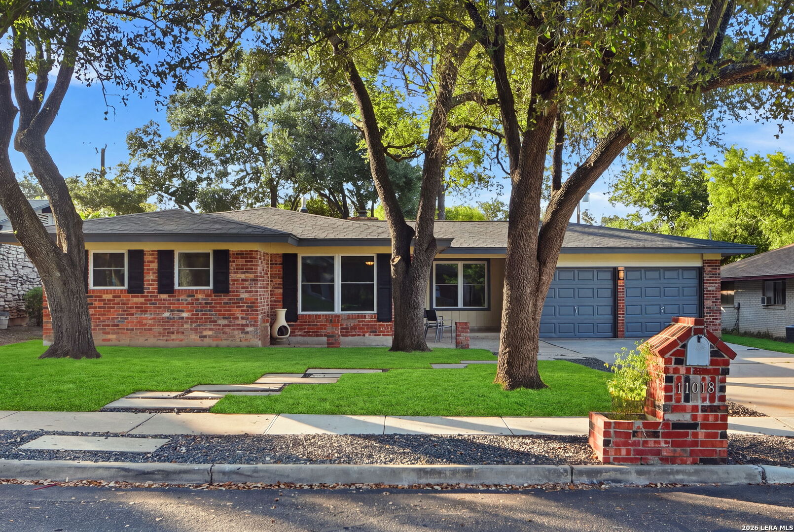 11018 Burr Oak Dr