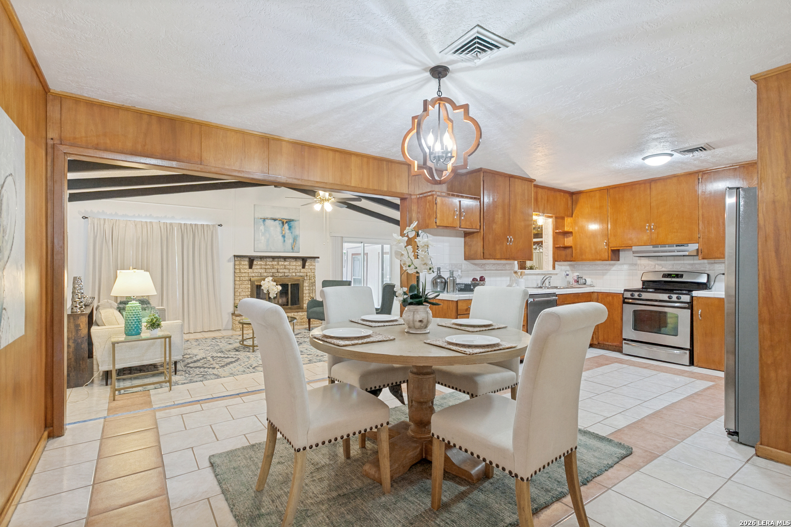 350 SPRINGWOOD LN, San Antonio, TX 78216