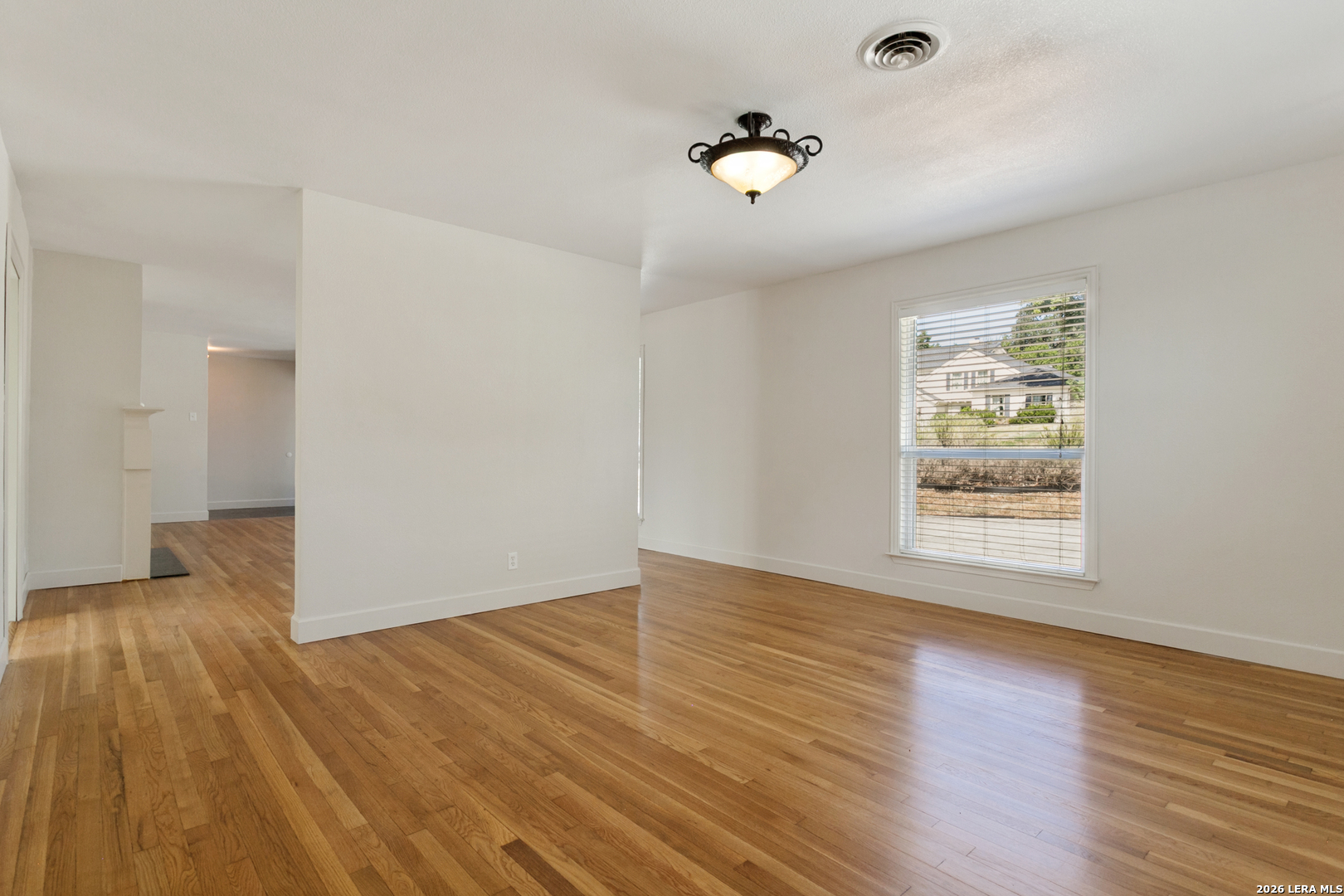 414 E HATHAWAY DR, San Antonio, TX 78209