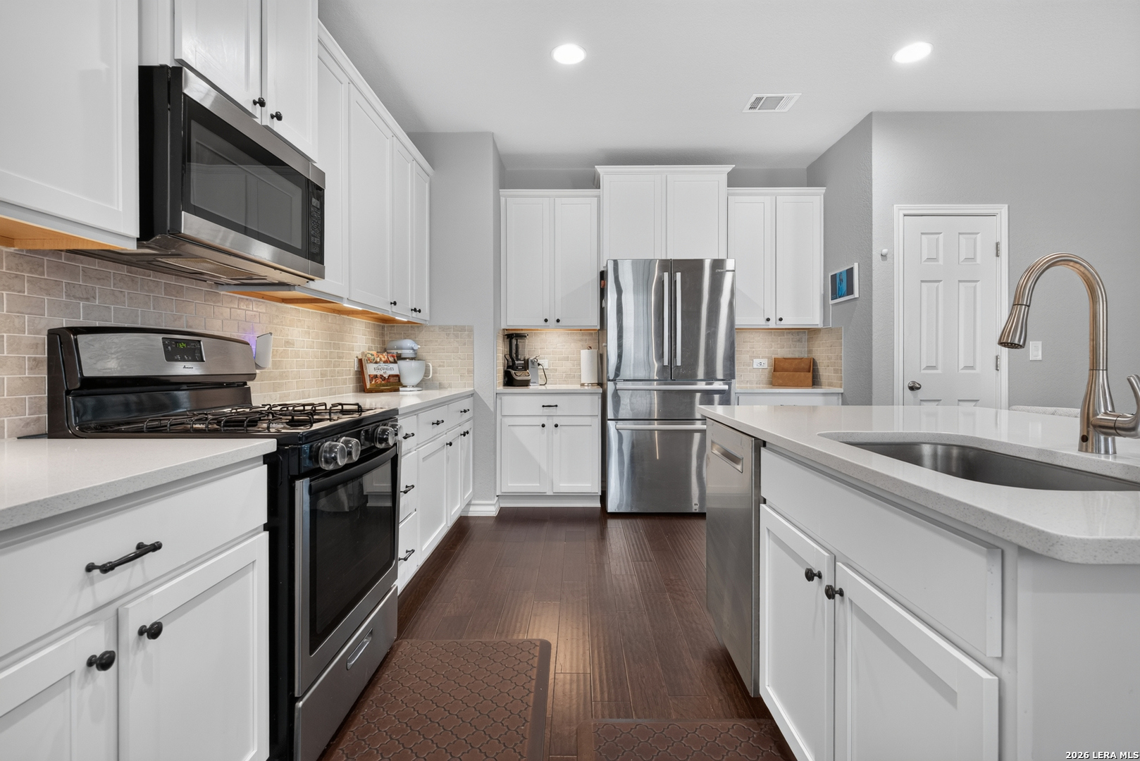 21007 CHESTNUT CV, San Antonio, TX 78266