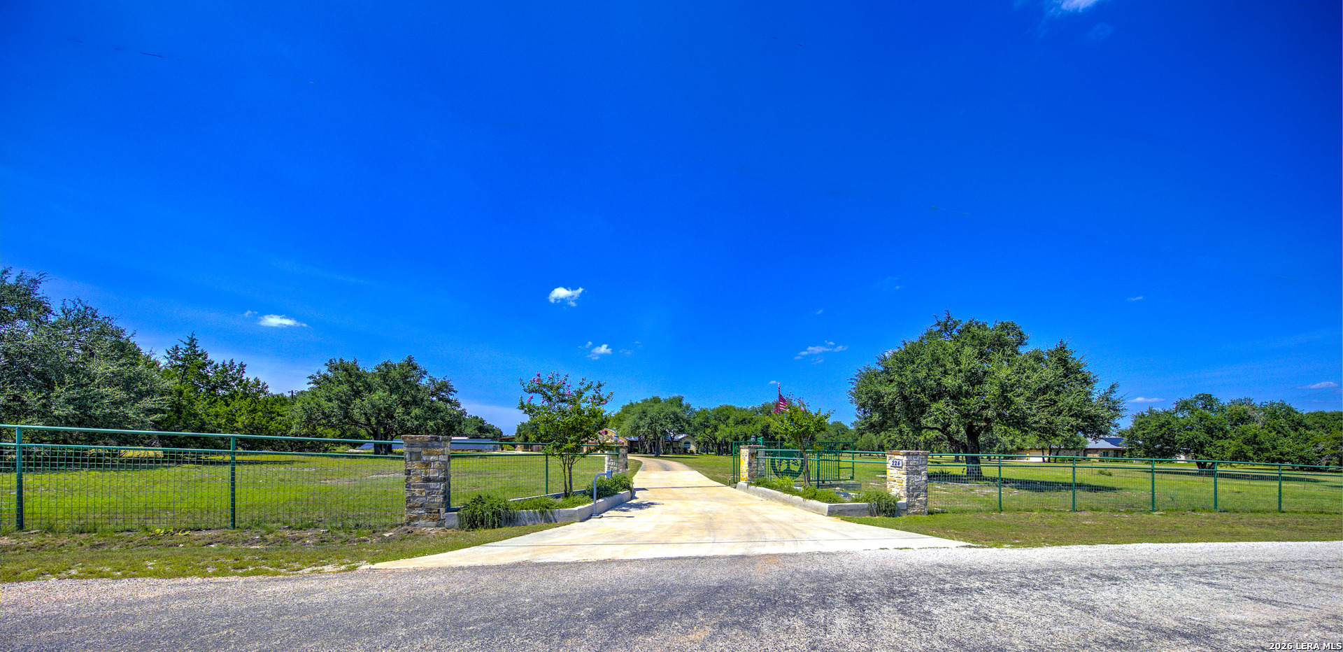 224 ROLLING VIEW DR, Boerne, TX 78006