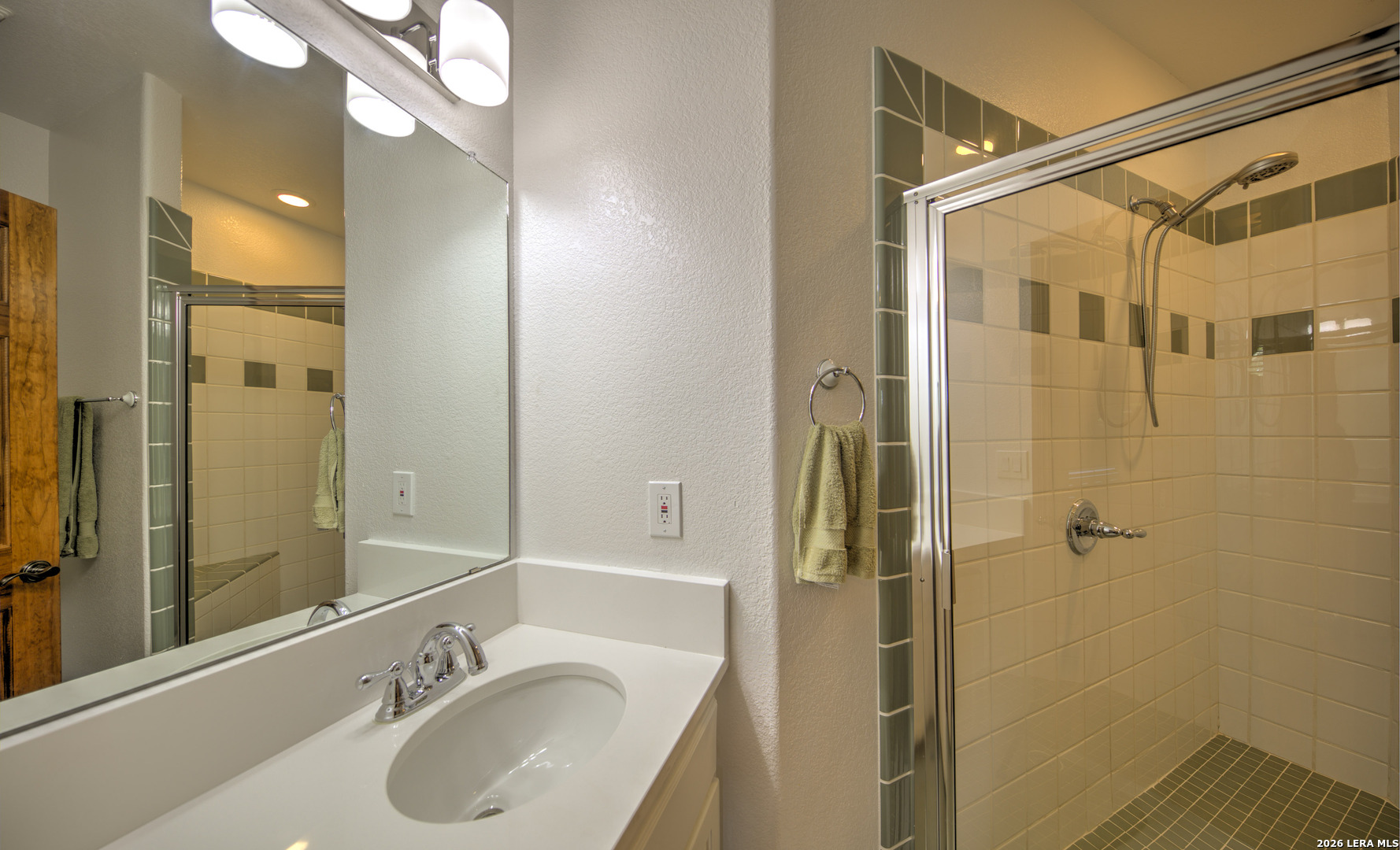224 ROLLING VIEW DR, Boerne, TX 78006