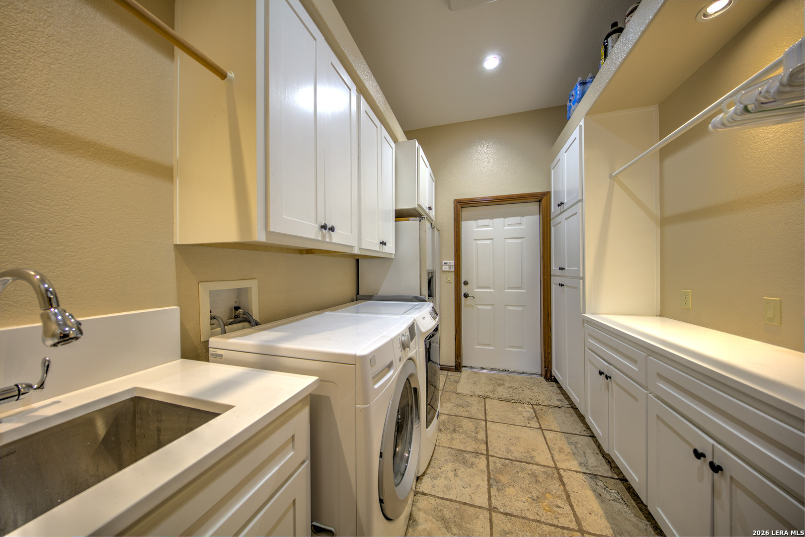 224 ROLLING VIEW DR, Boerne, TX 78006