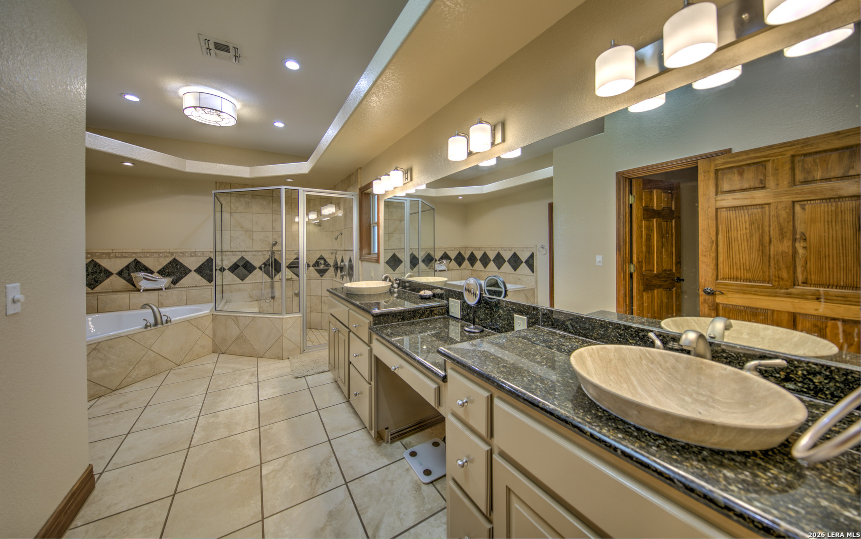 224 ROLLING VIEW DR, Boerne, TX 78006
